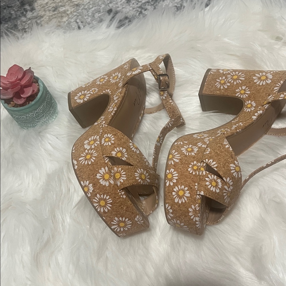 Wild pair platforms - Picture 2 of 4